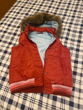 Chaqueta Roxy Roja con Capucha y Borrego