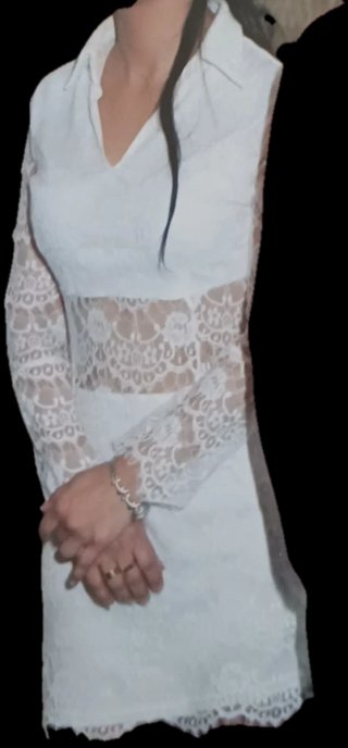 Vestido corto y accesorios