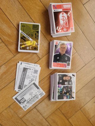 200 Cromos Panini Liga Este 2023/24