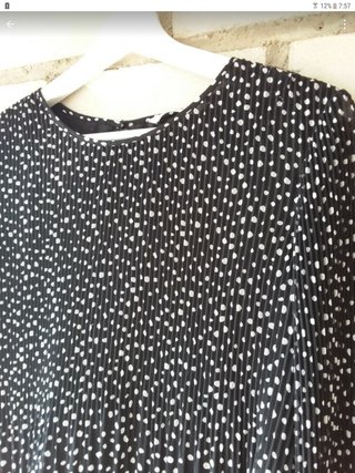 Blusa de mujer con lunares