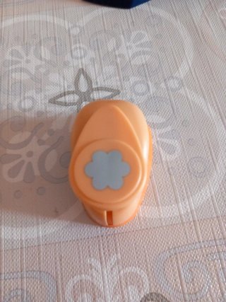 4 Fustelle Perforatrici Carta