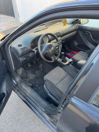 SEAT Leon 2004
