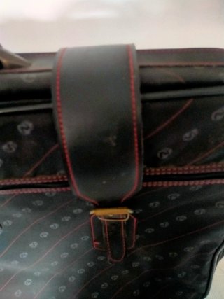 Maleta de viaje vintage negra