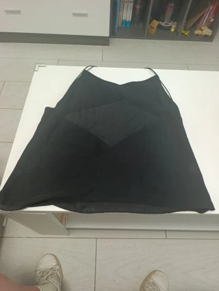 Camiseta negra de tirantes Espalda al descubierto