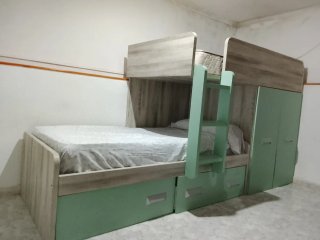 Camere per ragazzi in stile treno