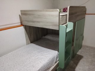 Camere per ragazzi in stile treno