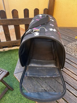 Transportín para mascotas con diseño de perros