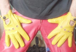 Guanti in pelle gialli capretto Tg M