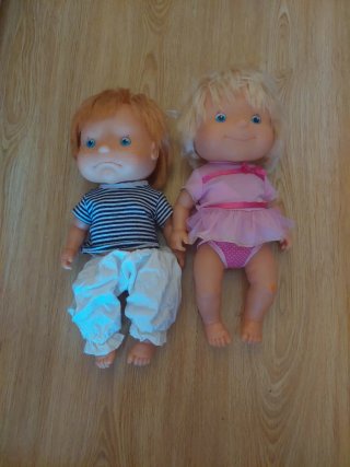 Muñecos bebé niño y niña