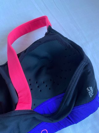 Top deportivo Nabaiji Talla S