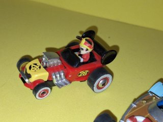 Lote  Slot 2 Coches Mickey y Donald Carrera GO