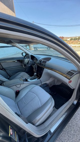 Mercedes-Benz Clase E 2003