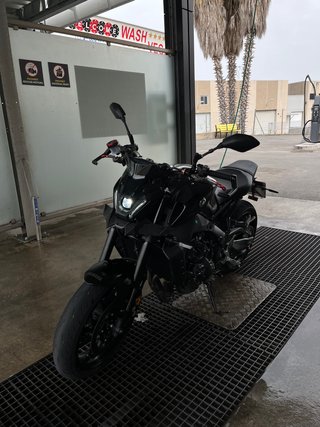 Yamaha MT-09 V3  Black edition