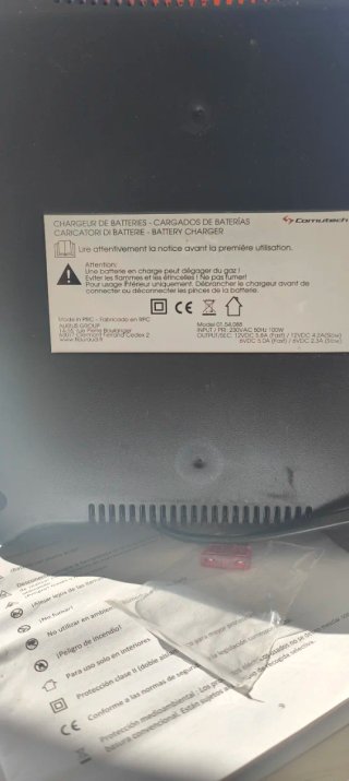 Cargador Batería Comutech 6/12V 8A