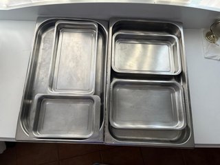 Confezione di vassoi da cucina in metallo