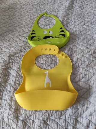 2 Baberos Silicona Bebé Jirafa Tigre