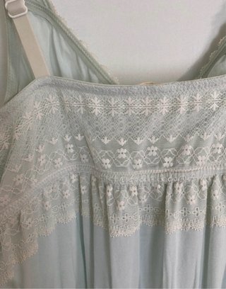 Camisón Oysho verde agua
