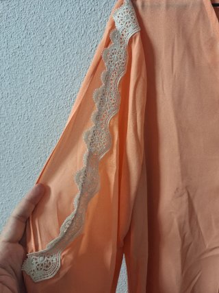 Blusa Lamorena T.L mangas abiertas
