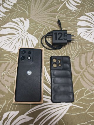 Motorola Edge 50 Pro 12GB RAM 512GB Negro
