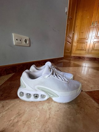 Nike Air Max DN Blancas Talla 42