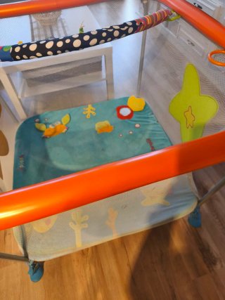 Parque infantil en perfecto estado
