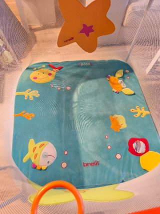 Parque infantil en perfecto estado