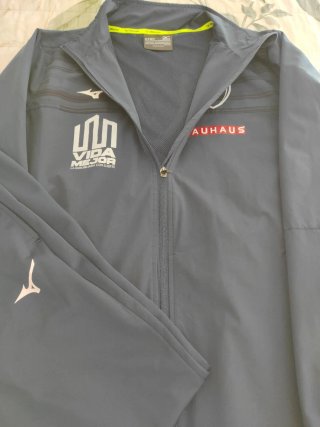 Chándal Club Futbol Escola Gavá Mizuno Gris