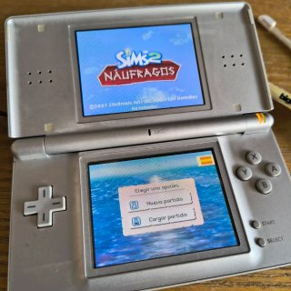 Nintendo DS Lite Plata + Accesorios