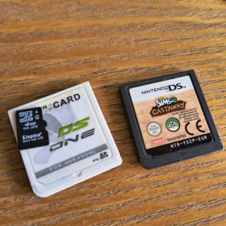 Nintendo DS Lite Plata + Accesorios