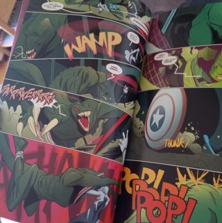 Comics y libros varios