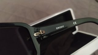 Gafas de sol Donna Karan negras originales