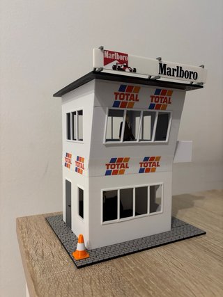 Edifício Pitlane 1:32