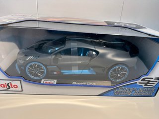 1:18 Bugatti Divo