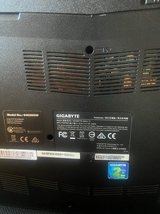 Portátil Gigabyte Sabre 15 Intel i-7 16gb RAM