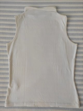 Camiseta Cortefiel sin mangas con lentejuelas