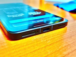 POCO F6 Pro 12/512 GB