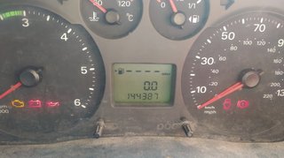 Ford Transit roja año 2007
