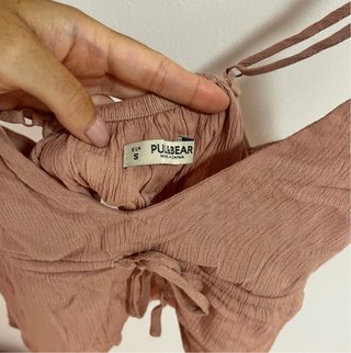 Top corto rosa de Pull&Bear
