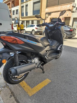 Yamaha XMAX 125 2021 Negra