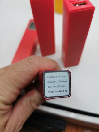 7 powerbank USB 2600mAh para piezas o revisar