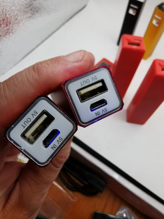 7 powerbank USB 2600mAh para piezas o revisar