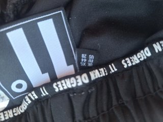 Pantalón chándal 11 Degrees niño Talla XS