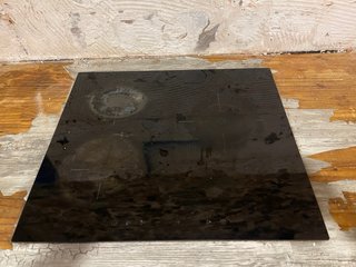 Horno Klarstein Negro con Detalles Dorados