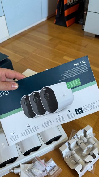 Arlo Pro 4 XL Videocamere Sorveglianza Wifi