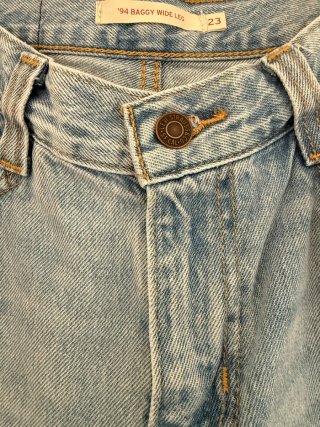 Vaquero Levi’s ‘94 Baggy Wide Leg T23