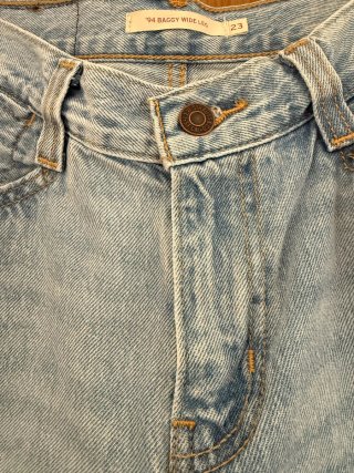 Vaquero Levi’s ‘94 Baggy Wide Leg T23