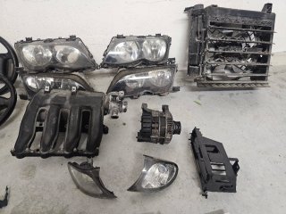 Ricambi BMW E46: Volanti, fari, alternatore