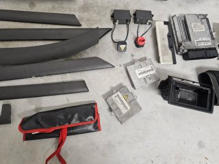 Ricambi BMW E46: Volanti, fari, alternatore