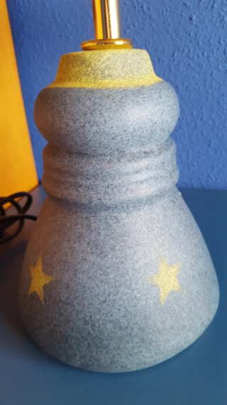 Lámpara infantil estrellas y lunas