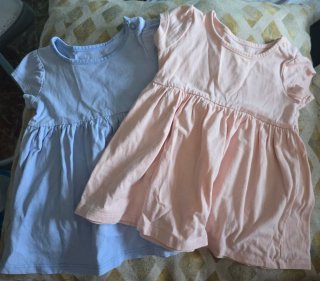 Lote 2 vestidos bebé niña